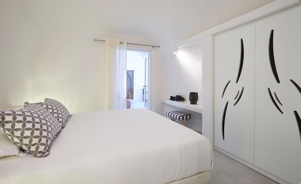 פירוסטפני Aura Suites מראה חיצוני תמונה